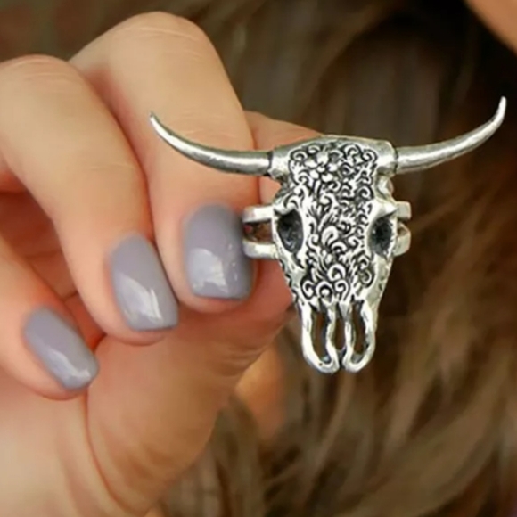 Longhorn Ring. Bull Head Cow Head Steer Head Cowgirl Rodeo Festival Boho Cowboy - Picture 1 of 11